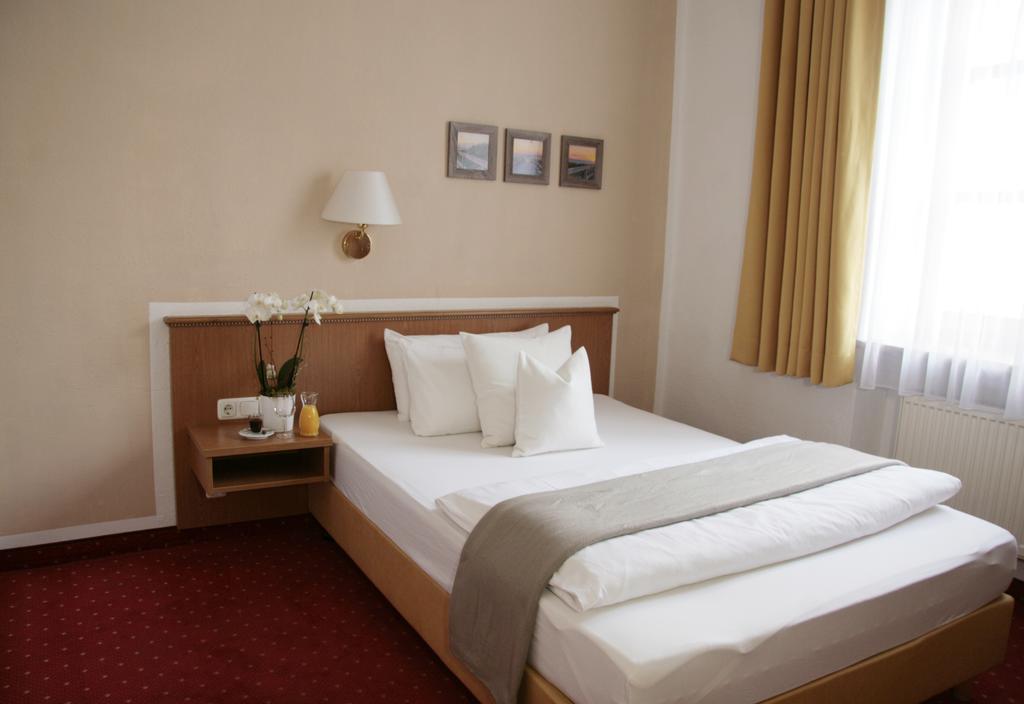Stadthotel แอร์ดิง ภายนอก รูปภาพ
