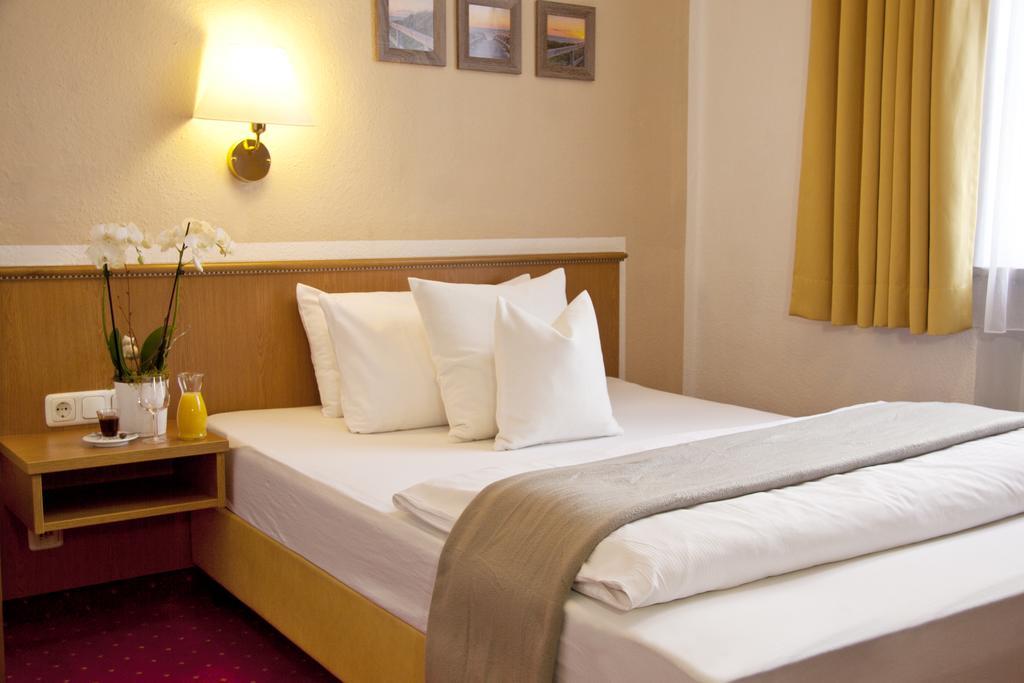 Stadthotel แอร์ดิง ภายนอก รูปภาพ